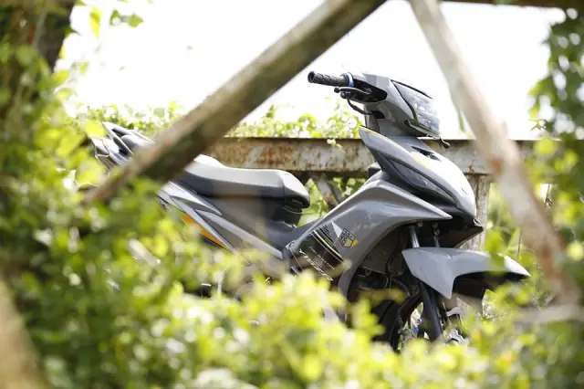 Review Exciter 135 Xanh Xi Măng: Độ Ohlins Và Dàn Chân Brembo Thực Tế