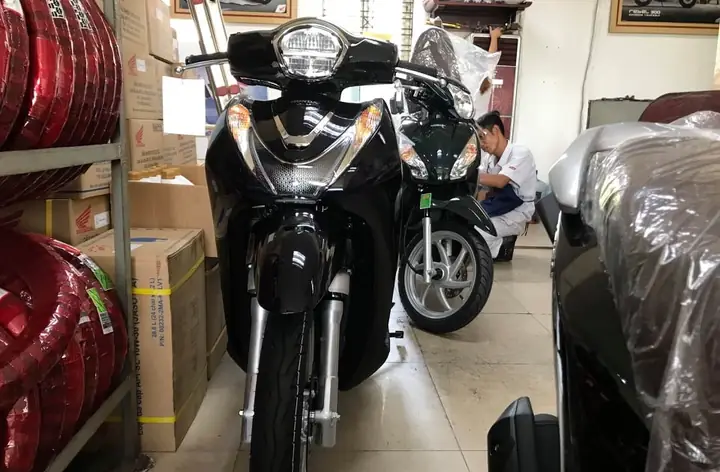 Đánh Giá Chi Tiết Honda Sh Mode: Phân Tích Giá Bán Tại Đại Lý, Ưu Nhược Điểm Và Góc Nhìn Thực Tế