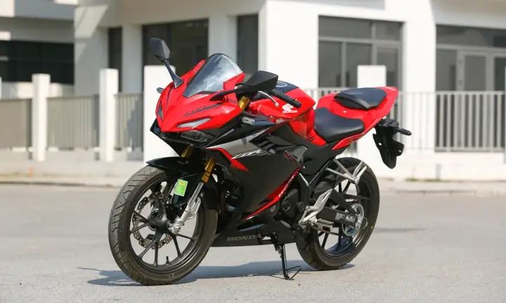 Giá Các Dòng Xe Cbr: Đánh Giá Chi Tiết Và So Sánh Từ Cbr150r Đến Cbr1000rr