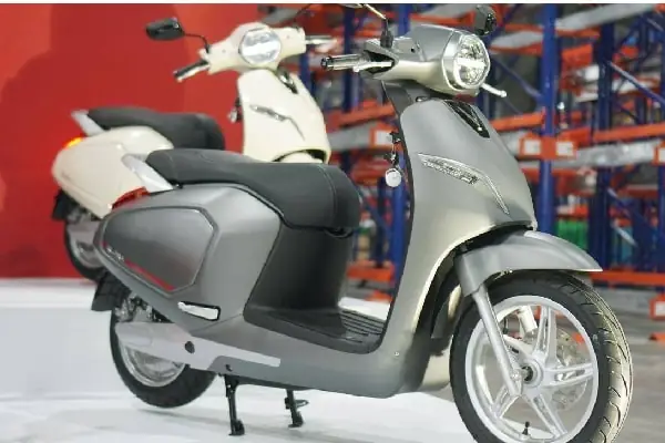 Giá Xe Máy Các Loại: So Sánh Chi Tiết Từ Xe Số Đến Xe Điện