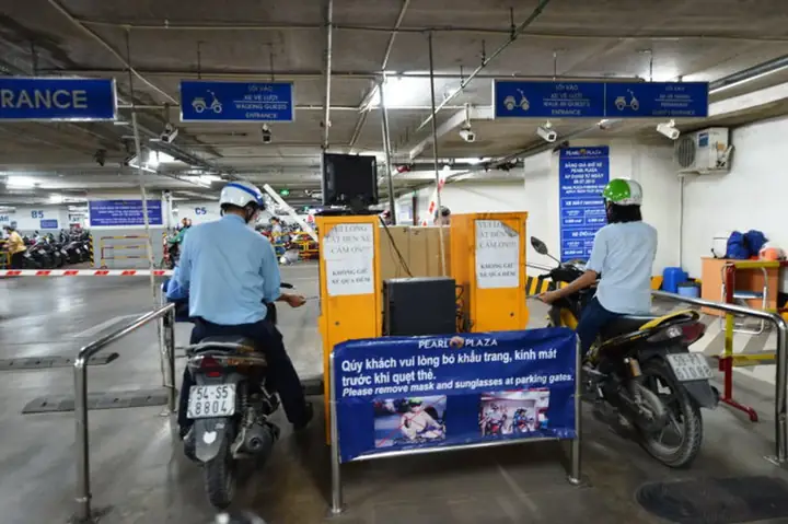Gửi Xe Ở Tòa Nhà Bitexco