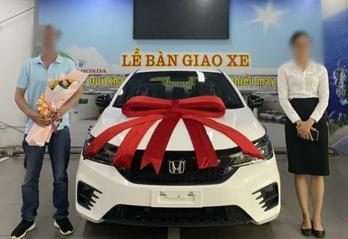 Mua Nhà Nhận Xe Hơi