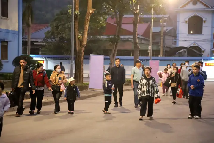 Nhà Xe Quê Tập 19