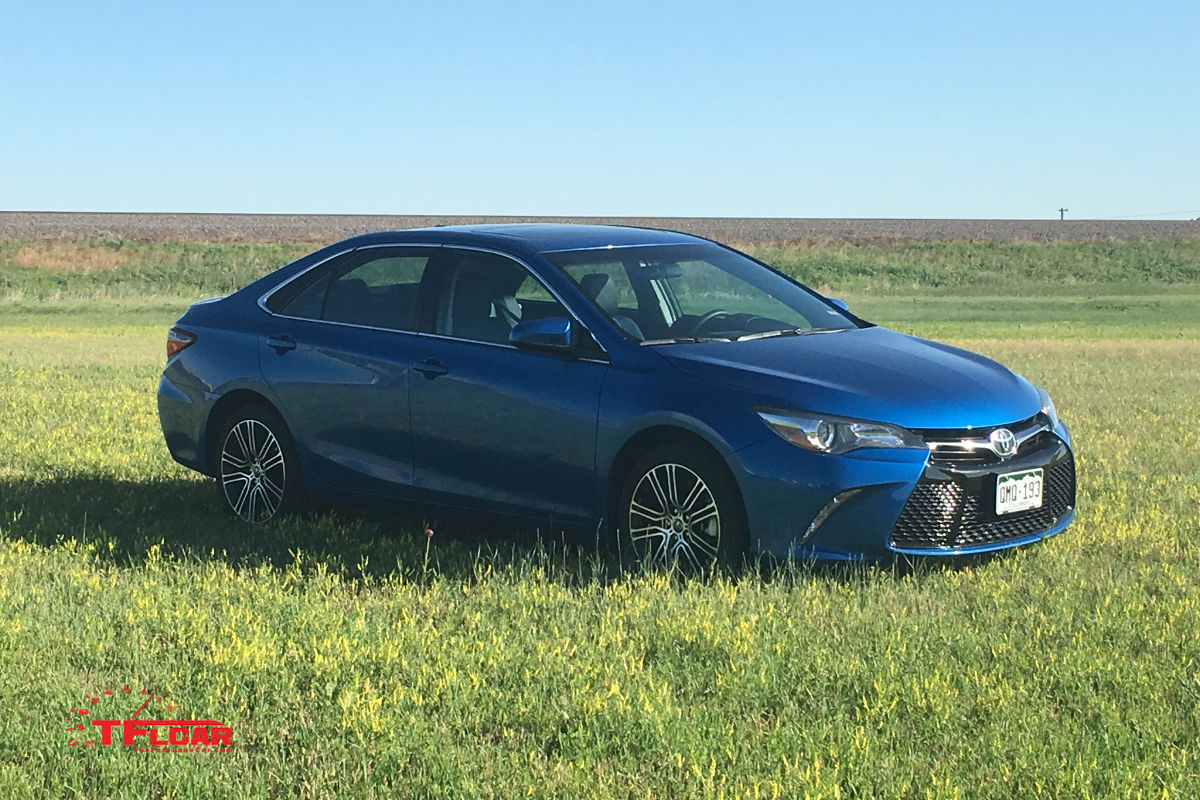 2016 Toyota Camry SE Special Edition review: Is the Camry finally sporty?