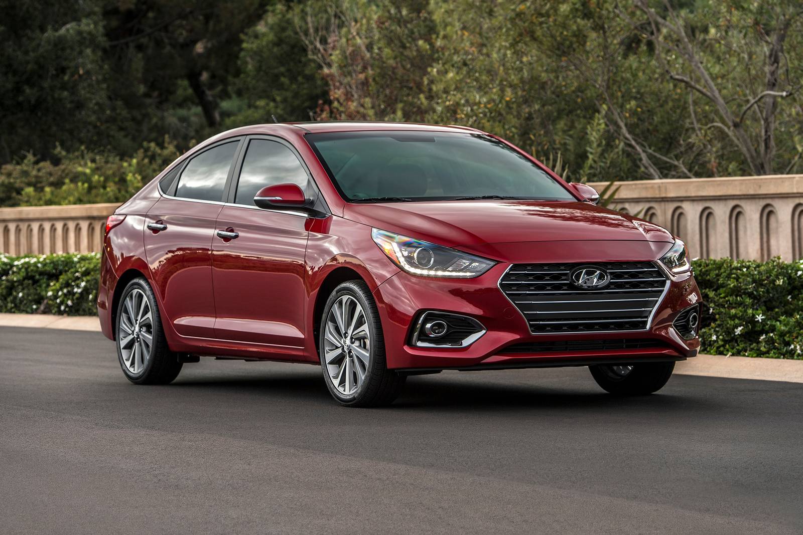 HYUNDAI ACCENT 2022: GIÁ XE LĂN BÁNH VÀ THÔNG SỐ KỸ THUẬT