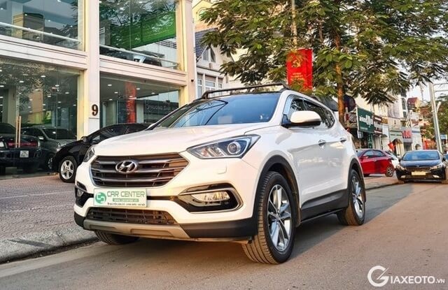noi-that-xe-hyundai-santafe-cu-2017-2018