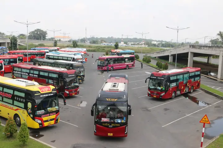 Ben Xe Mien Dong Nhà Xe Đông Hưng