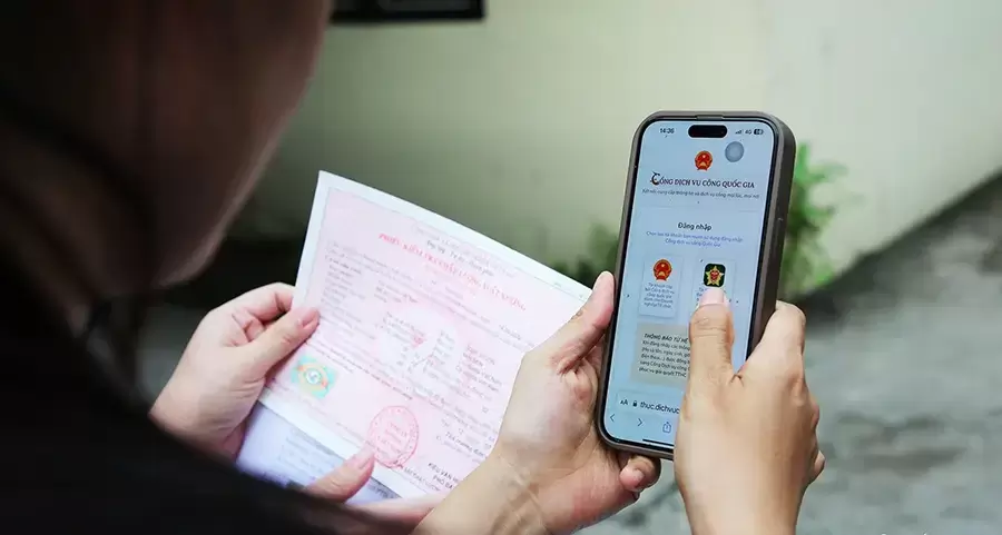 Người dân có thể đăng ký xe qua ứng dụng VNeID và Cổng dịch vụ công Bộ Công an chính thức được áp dụng từ ngày 01/8/2024
