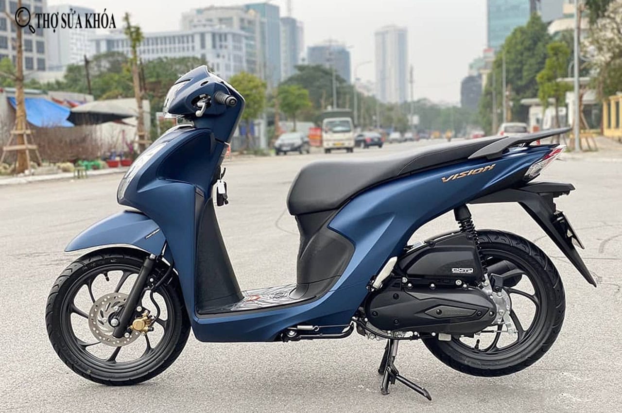Honda Vision 2023 màu xanh than sang trọng