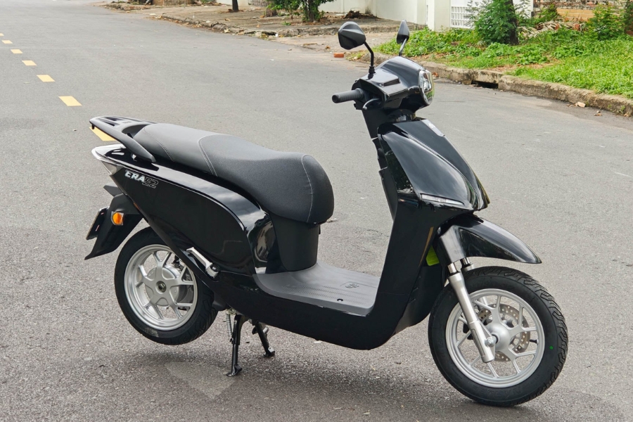 Dat Bike ERA E2 giá 29.9 triệu, có cốp rộng 50L và đi 200km/lần sạc