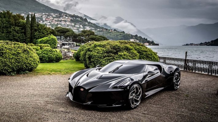Bugatti La Voatio Noire
