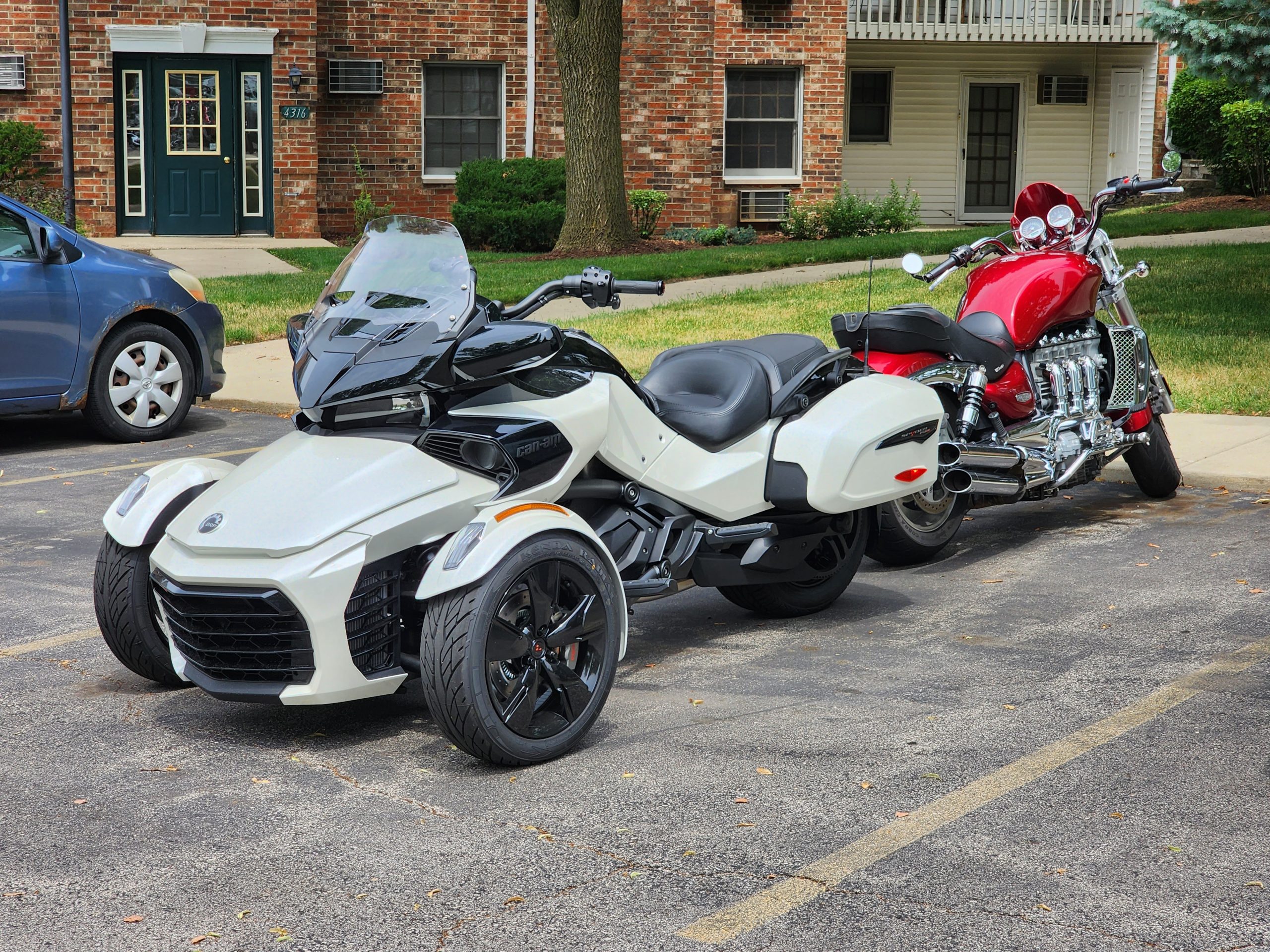 I Took A Can-Am Spyder On A Road Trip And Discovered The Best Use For A Three-Wheel Motorcycle