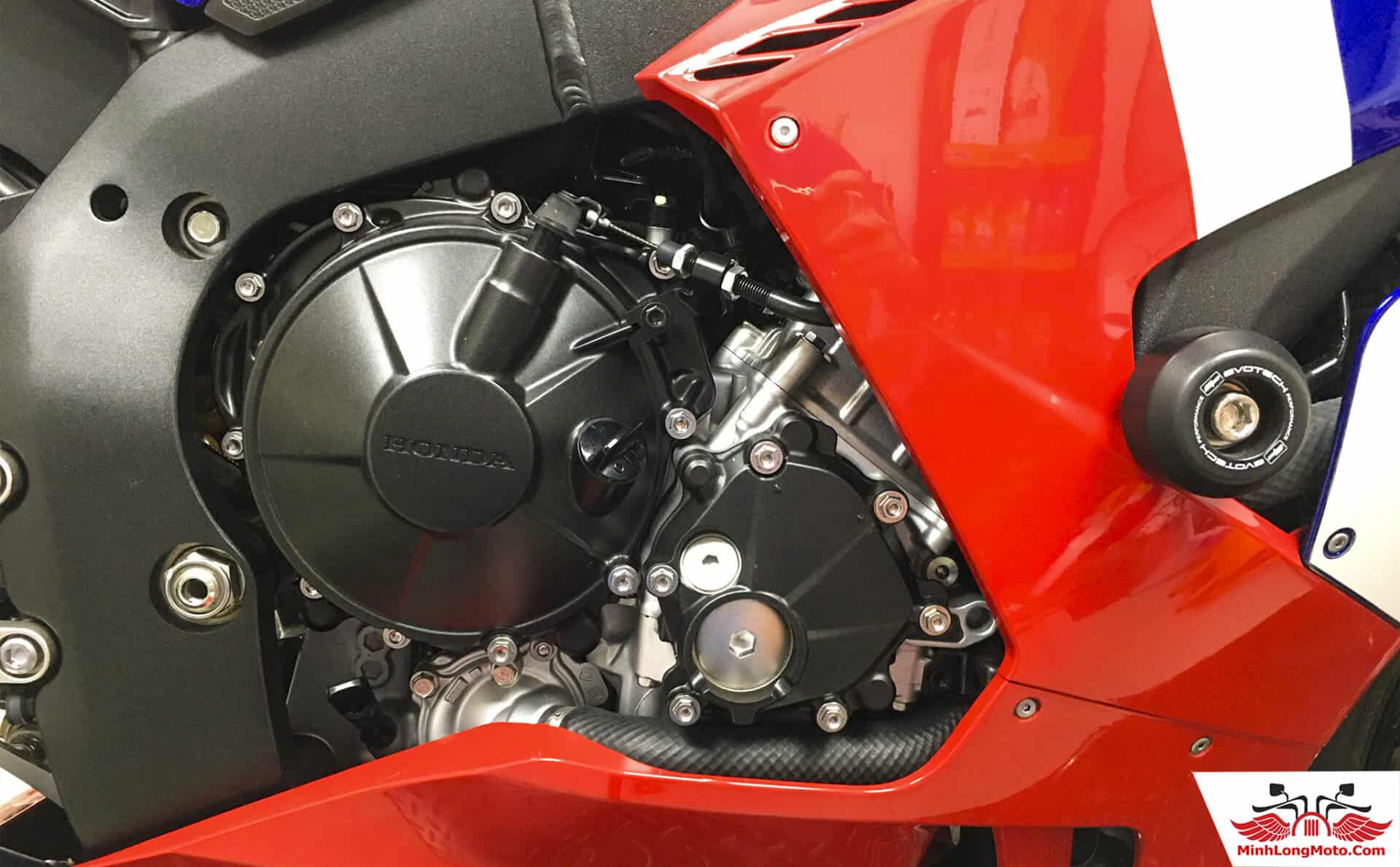 Động cơ CBR1000RRR