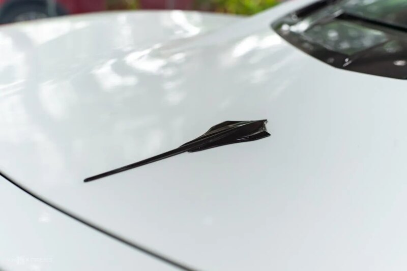 Chi tiết “Siêu xe giá rẻ” Chevrolet Corvette C8 giá 7 tỷ đồng