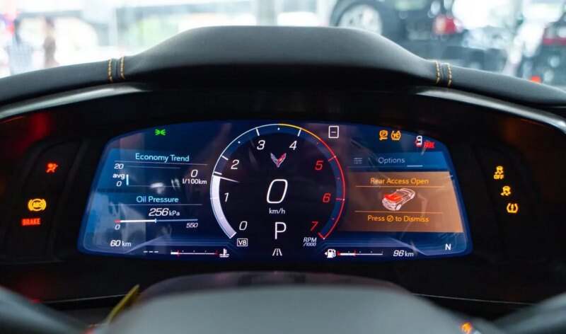 Chi tiết “Siêu xe giá rẻ” Chevrolet Corvette C8 giá 7 tỷ đồng
