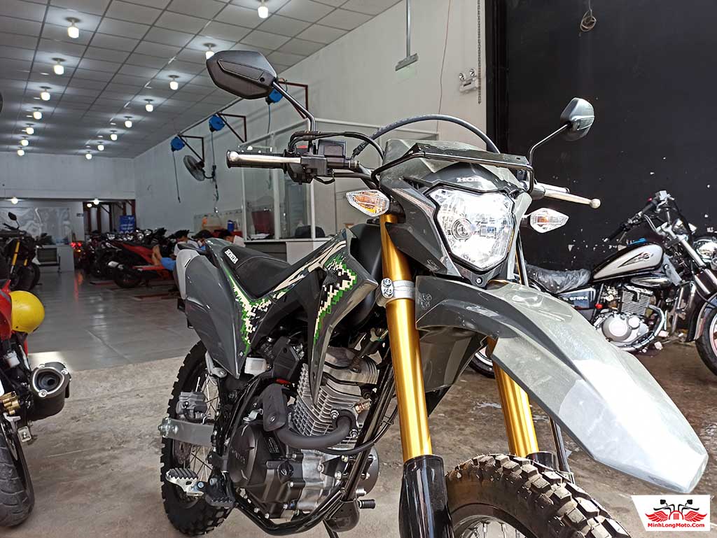 Phuộc trước USD nổi bật của mẫu CRF 150L.