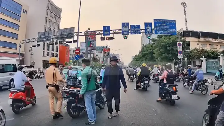 Csgt Đánh Nhau Với Người Của Nhà Xe