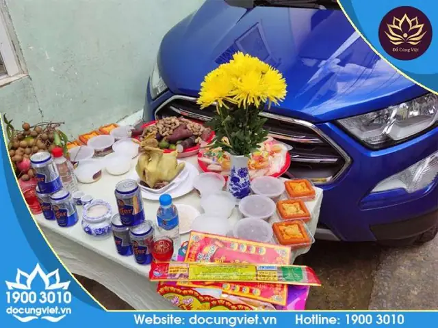 Cúng Xe Mới Trong Nhà Hay Ngoài Sân