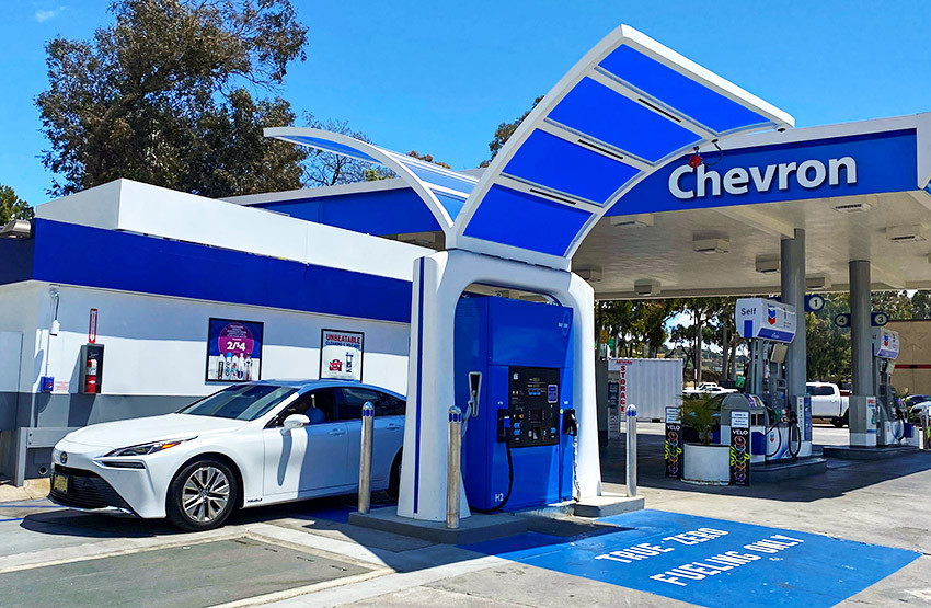 toyota mirai 2024 chay dien hydro tu 126 ty dong co gi moi.jpg