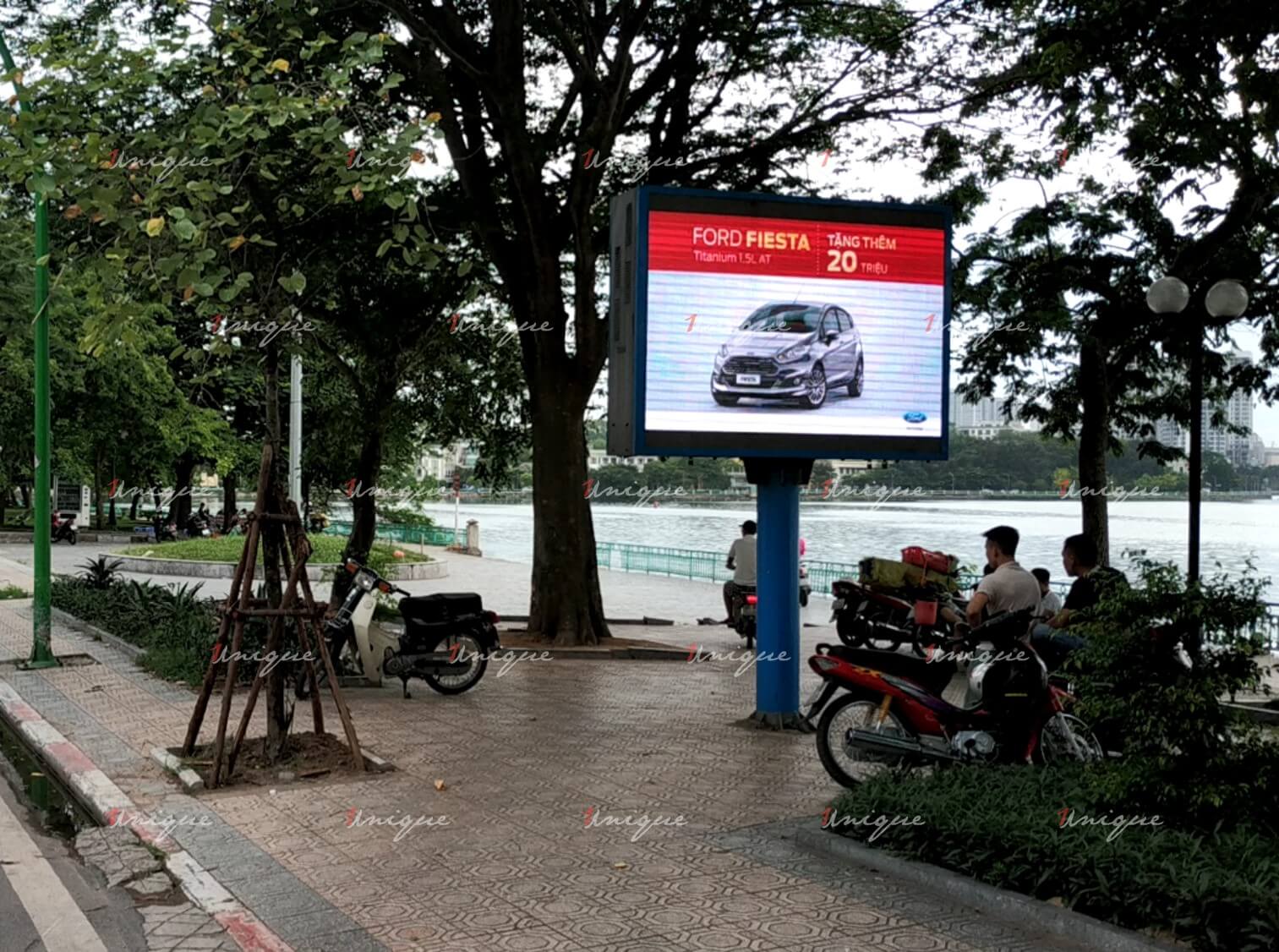 màn hình Led quảng cáo ngoài trời đường Thanh Niên
