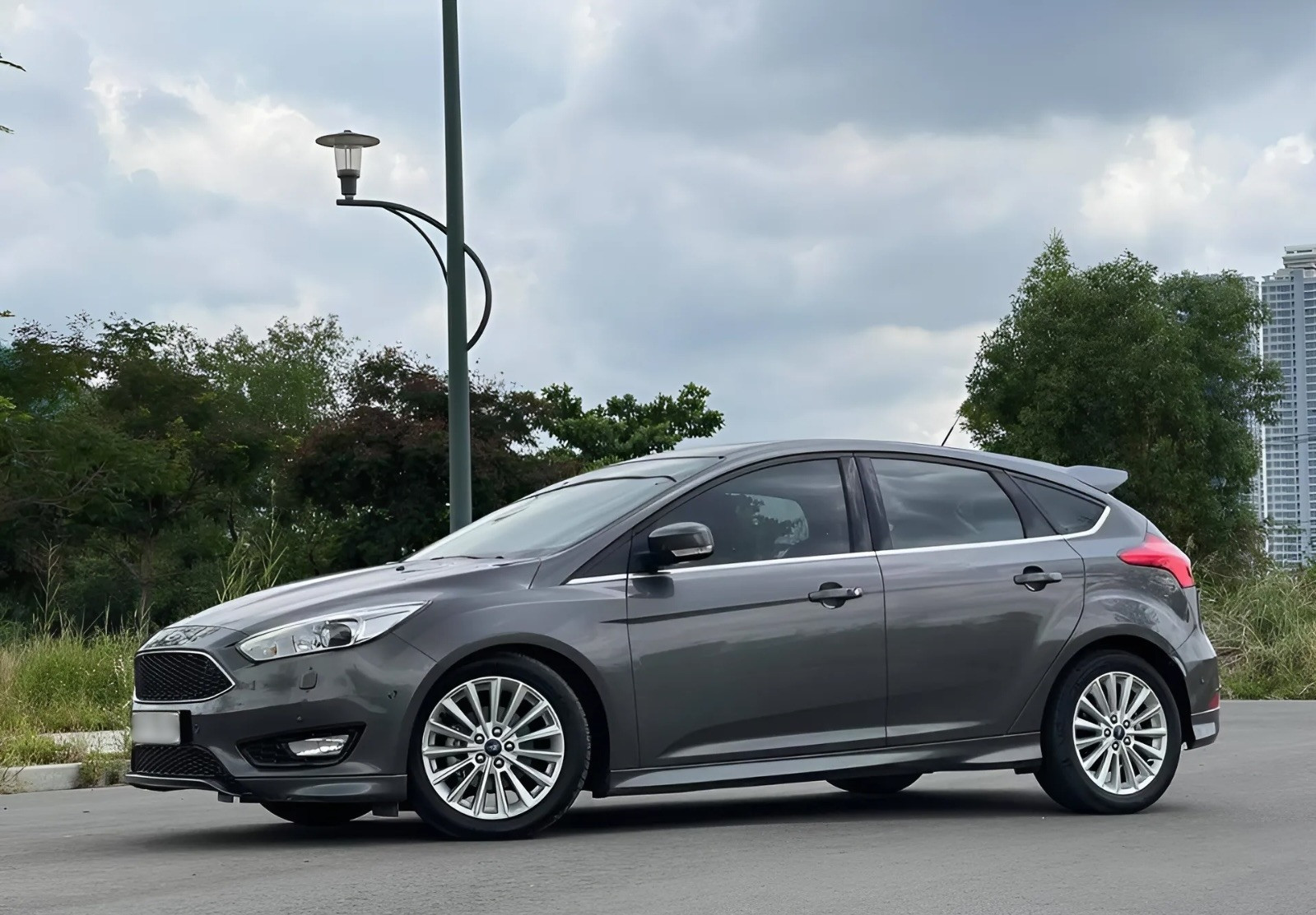 ford focus 2.jpeg
