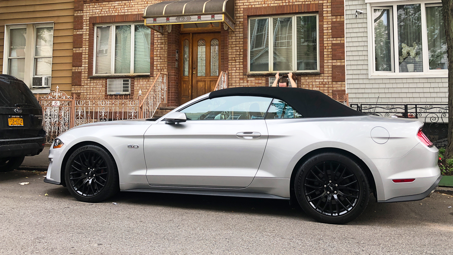 message-editor%2F1533843342200-gallery_mustanggtconv4.jpg