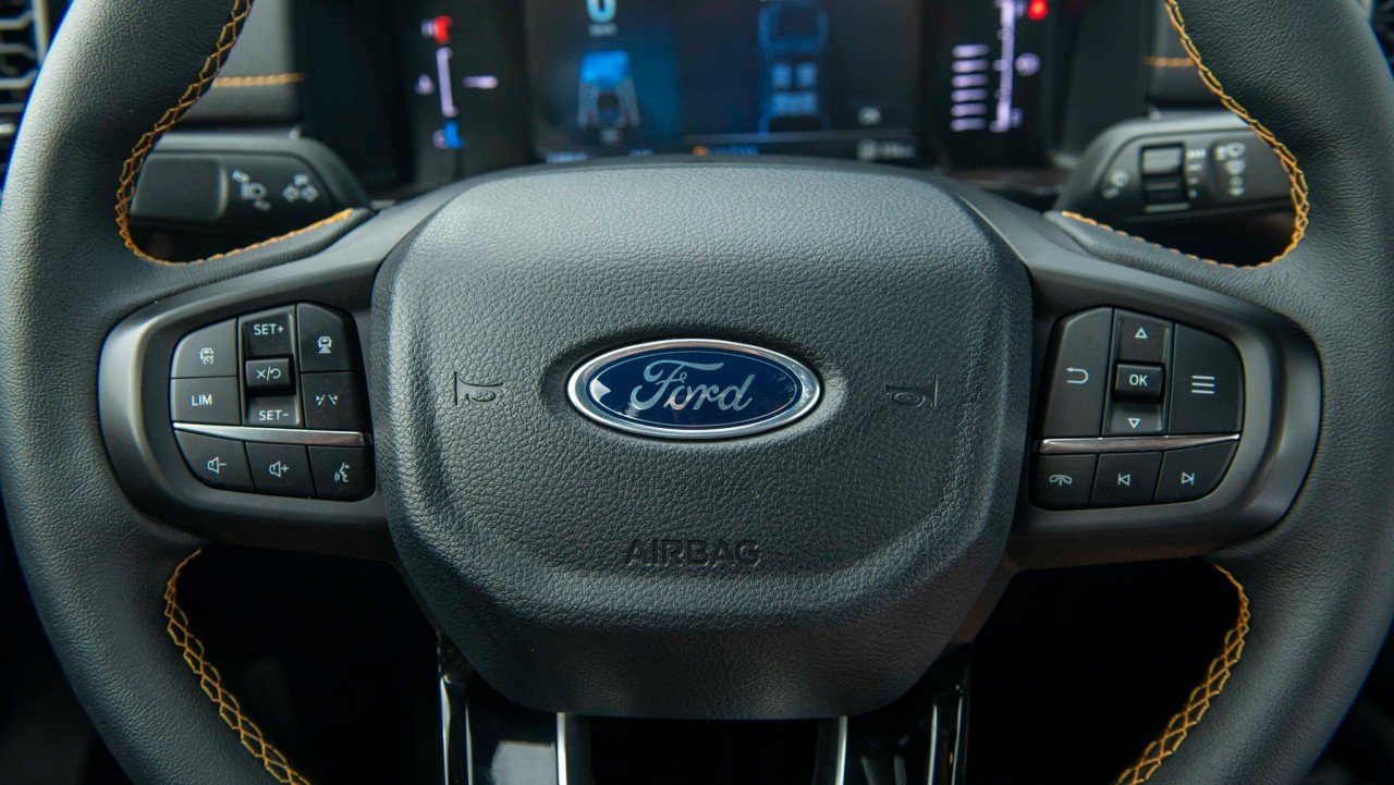 Ford Ranger Nội thất