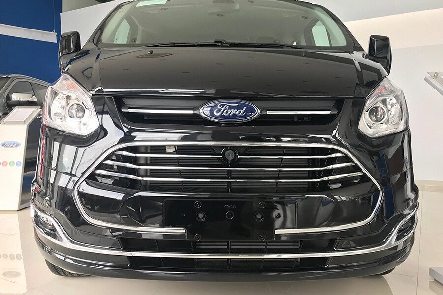 Ford Tourneo Trend (Máy xăng) - Hình 5