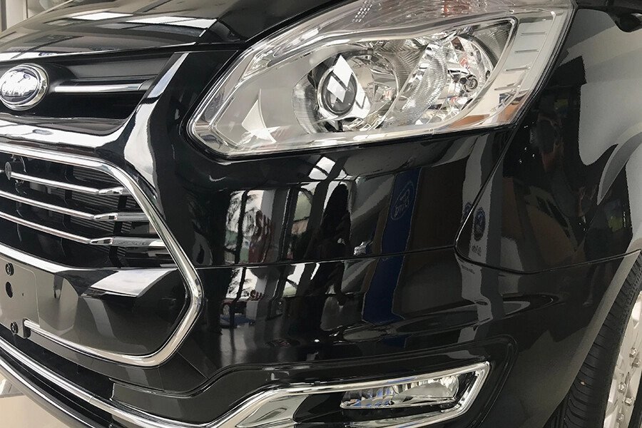 Ford Tourneo Trend (Máy xăng) - Hình 7