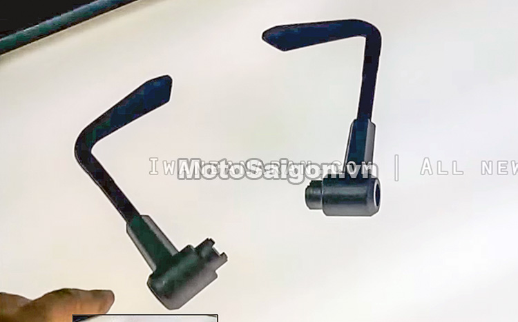 cbr250-2017-do-choi-phu-kien-danh-gia-thong-so-motosaigon-6