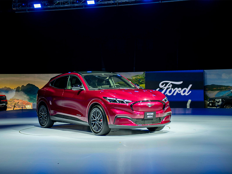 Đánh Giá Ford Mustang Mach-E | SUV Điện Hiệu Suất Cao Đầu Tiên Tại Việt Nam