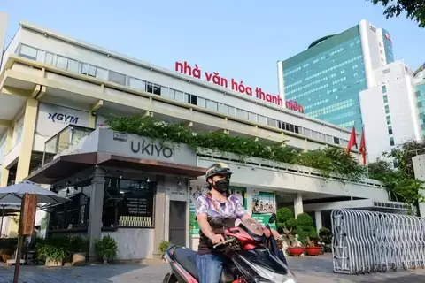 Giá Gửi Xe Nhà Văn Hóa Thanh Niên