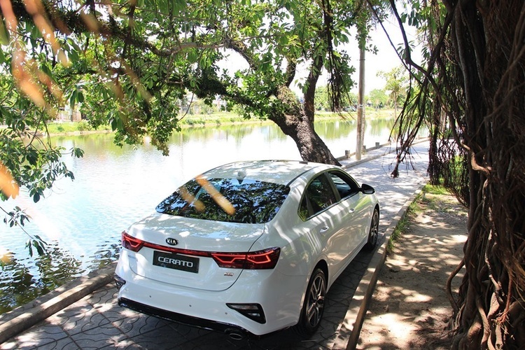 Kia-cerato