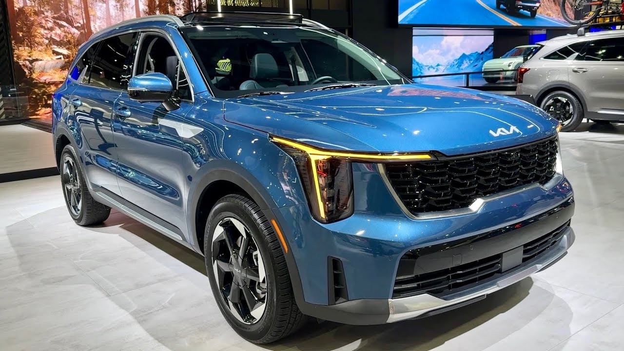 Kia Sorento màu đen
