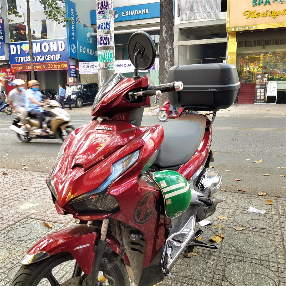Thung-sau-Givi-cho-xe-Airblade-2020-3