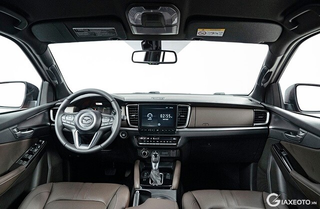 vo-lang-xe-mazda-bt50