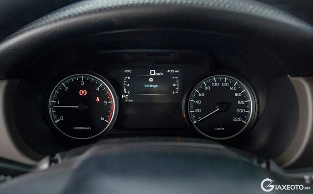 man-hinh-xe-mazda-bt50-all-new