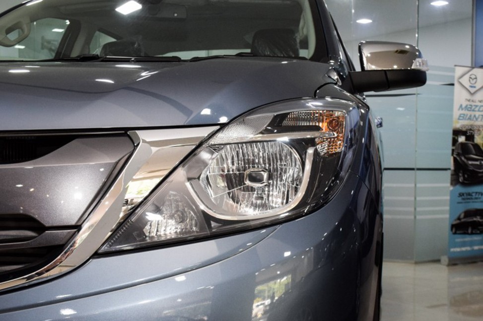 Giá xe Mazda BT-50 3.2 Premium AT