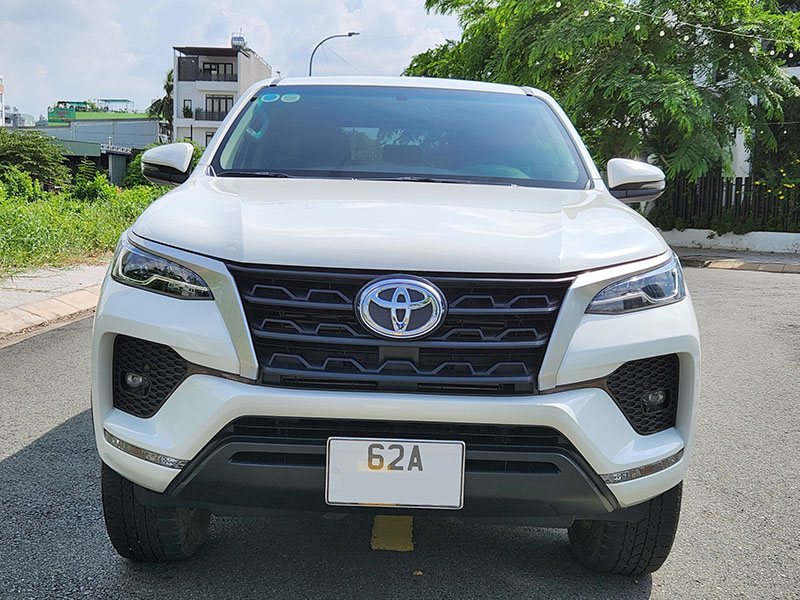 lop xe fortuner