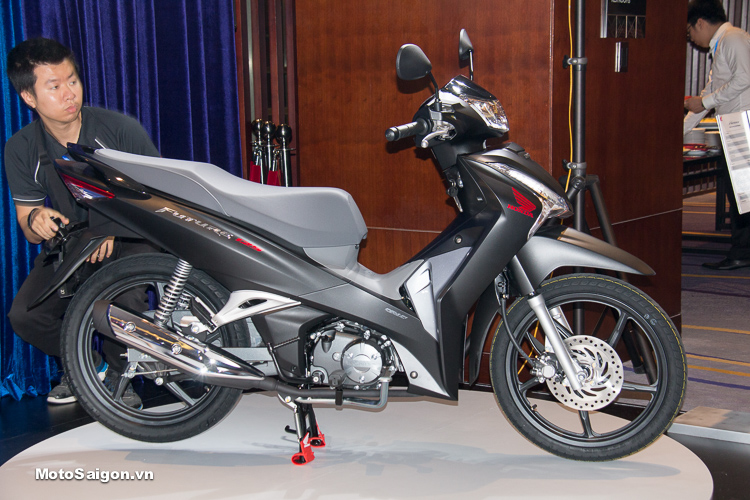 Đánh giá xe Honda Future 2018 với động cơ FI 125 phân khối