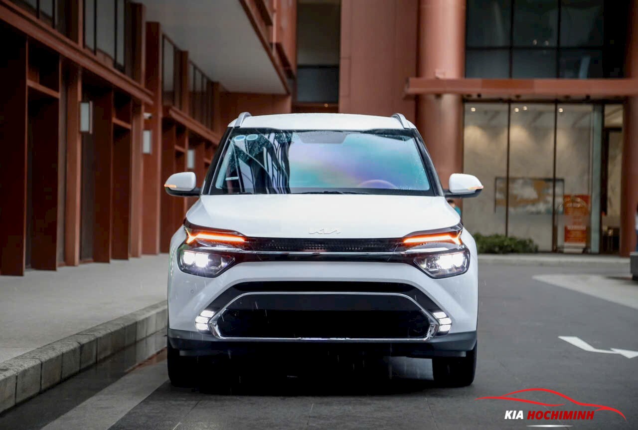 kia carens 2024 đầu xe