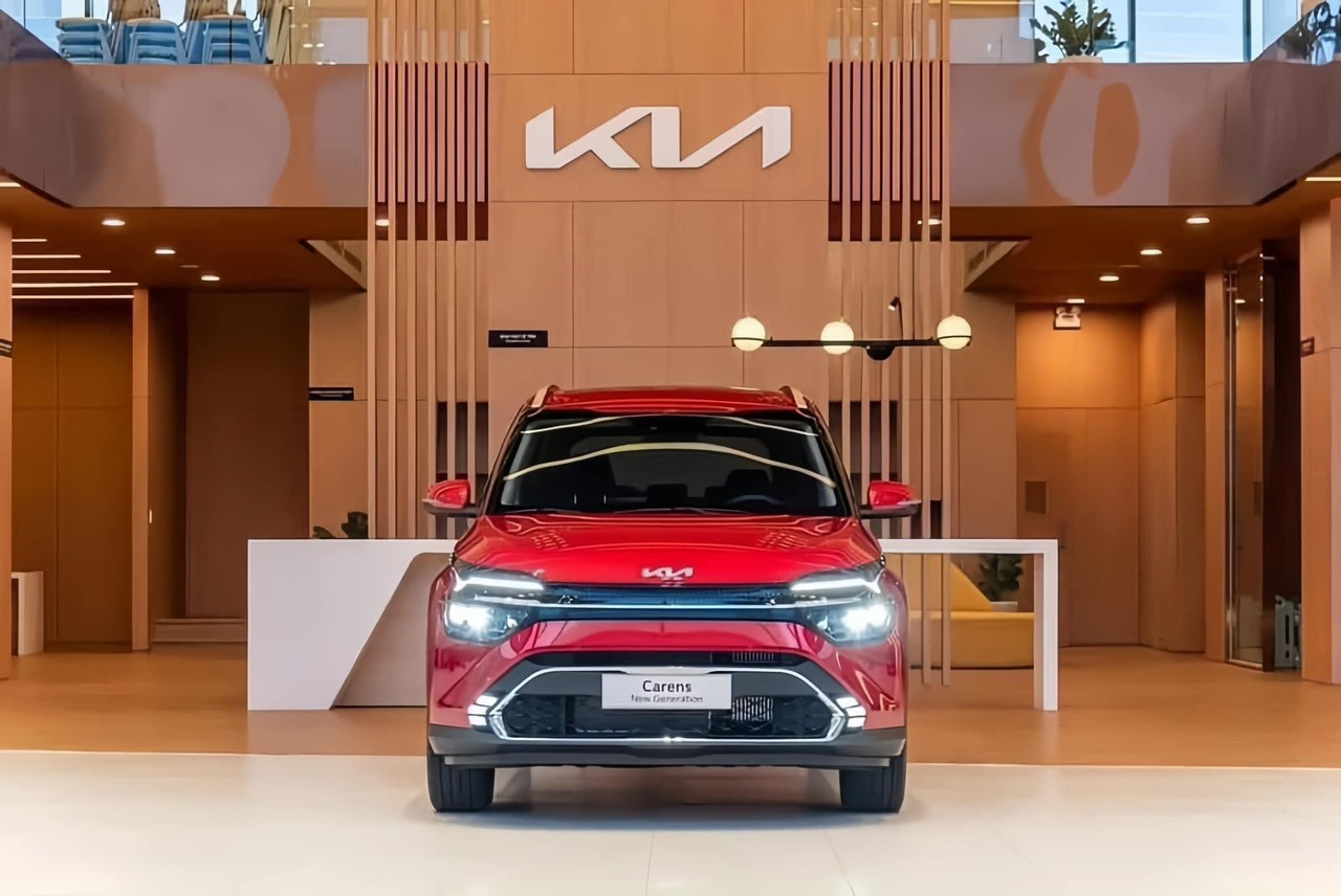 kia carens 2024 đèn xe