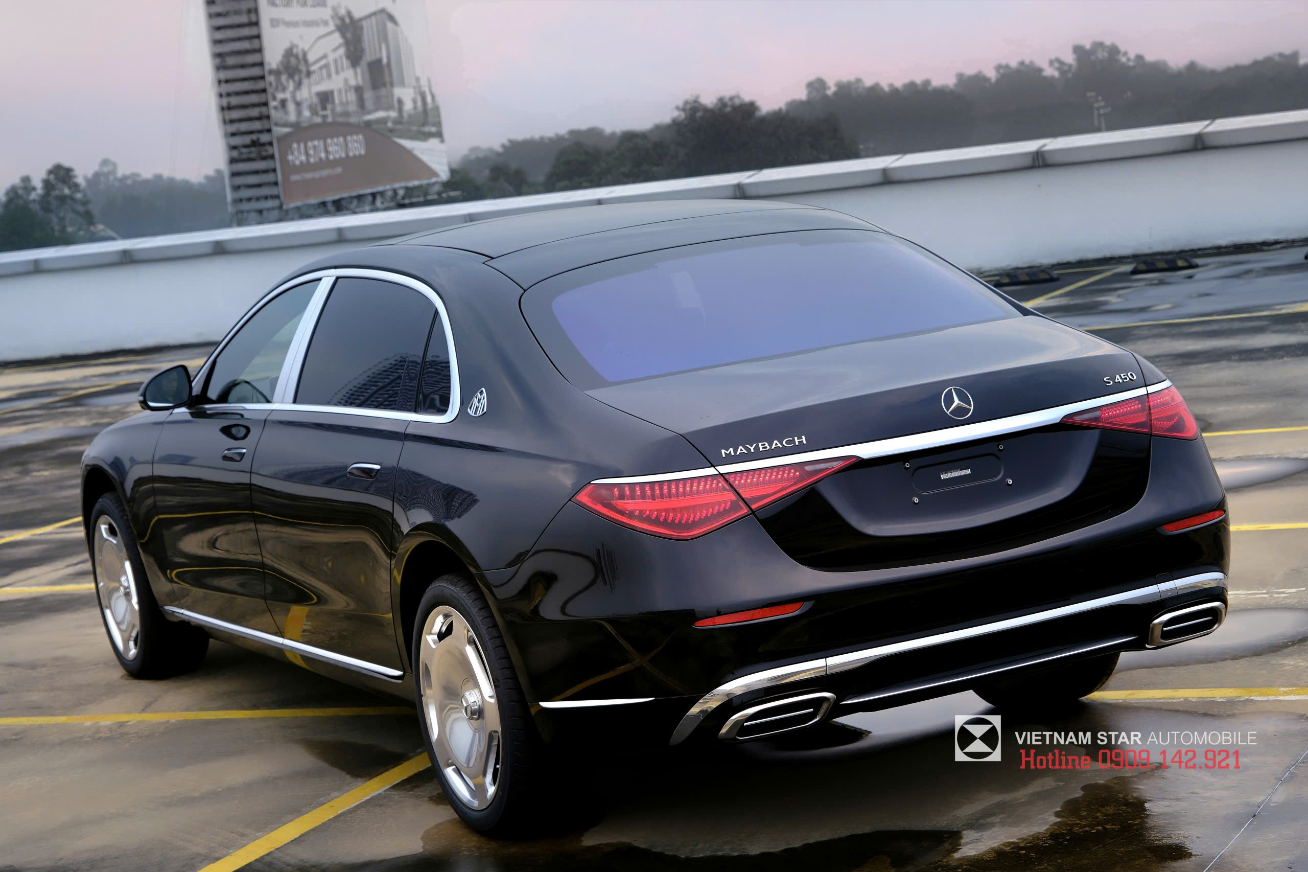 Thiết kế đuôi xe Mercedes Maybach S450 2026 tinh tế và bề thế