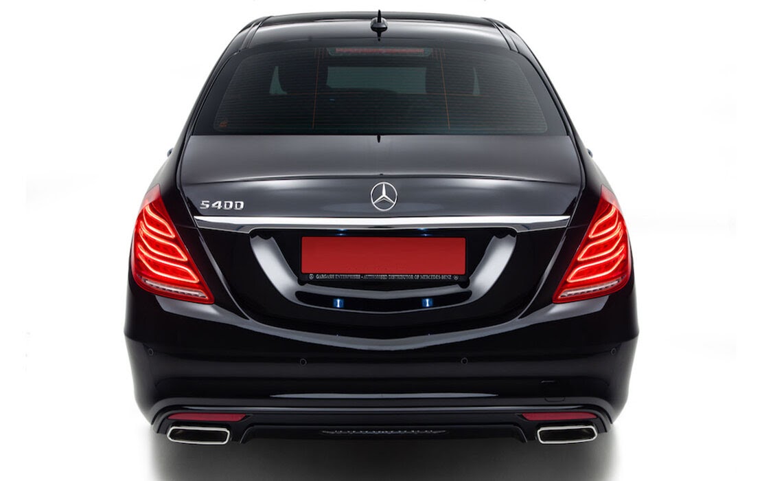 Mercedes S400 đuôi xe