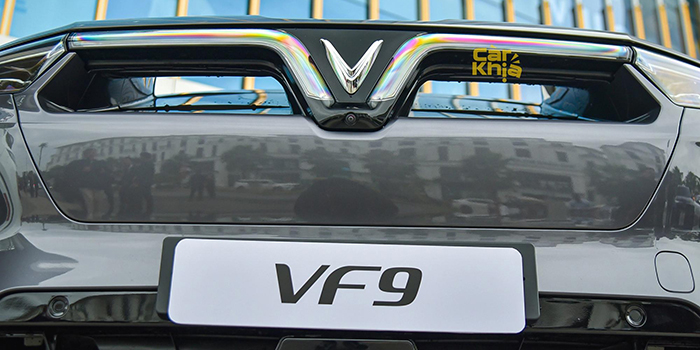 giá xe vinfast vf9 mới nhất