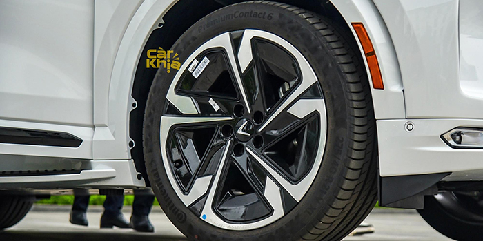 giá xe vinfast vf9 mới nhất