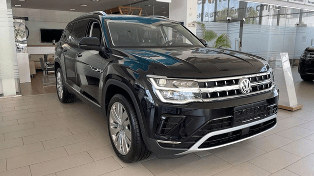 Volkswagen-Viloran-Premium-gia-xe