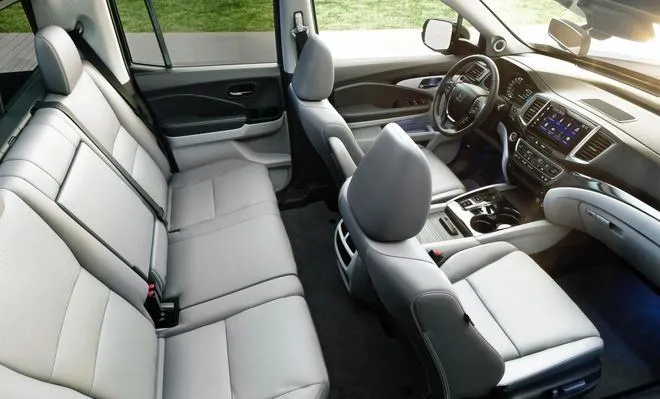 Honda Ridgeline: Xe bán tải đa dụng, tiện nghi và mạnh mẽ