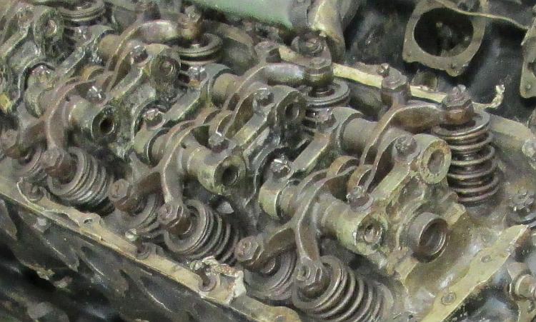 Camshaft rocker roller bearing german wwII plane