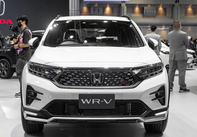 Honda-WRV-den-pha